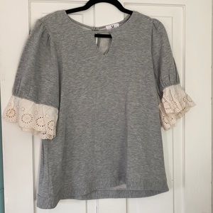 —Medium Gray a Amelia James Keyhole Top